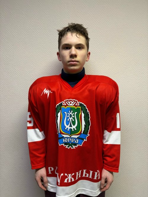 Желунин  Артём  Дмитриевич