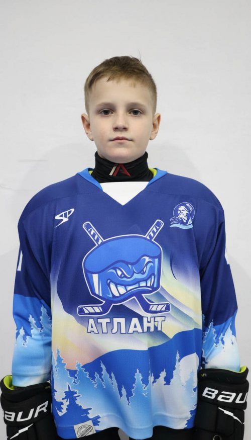 Шаль  Артур  Вячеславович